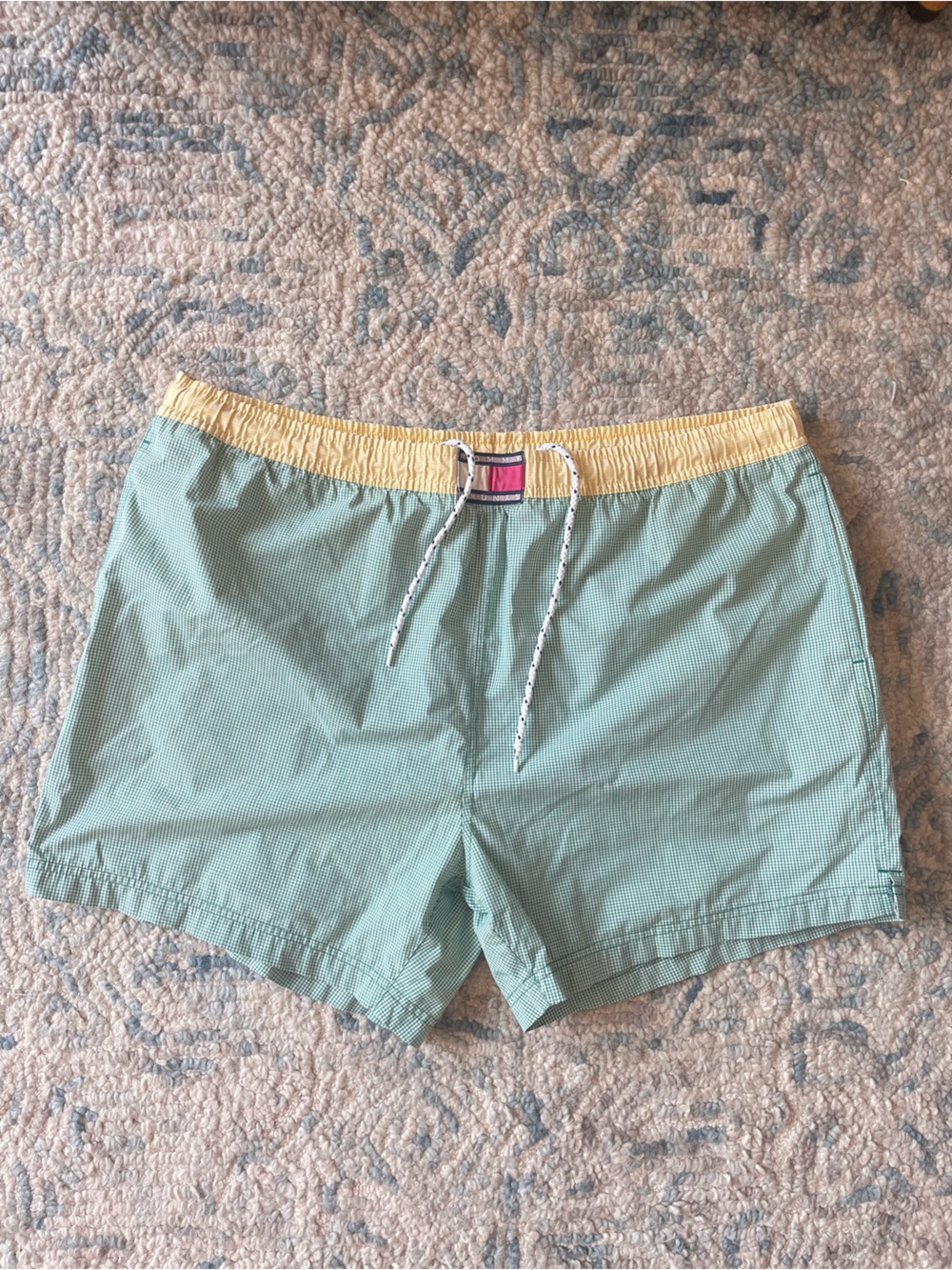 Tommy Hilfiger Men’s VintageGreen Athletic Shorts Swim Trunks Big Logo 90s